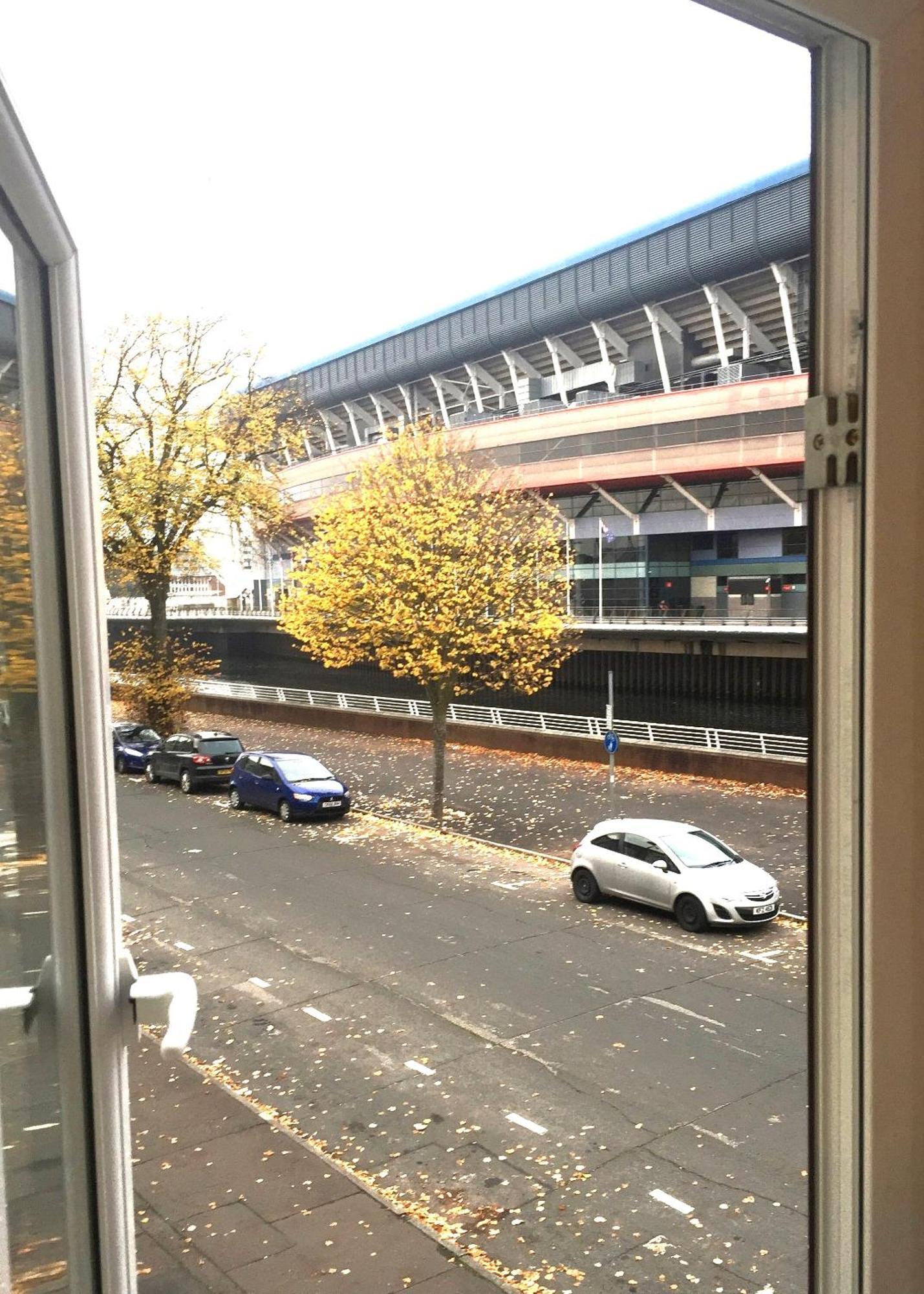 1 Fitzhamon Embankment Apartments Opposite Principality Stadium - Long Stay Offer Cardiff Bagian luar foto