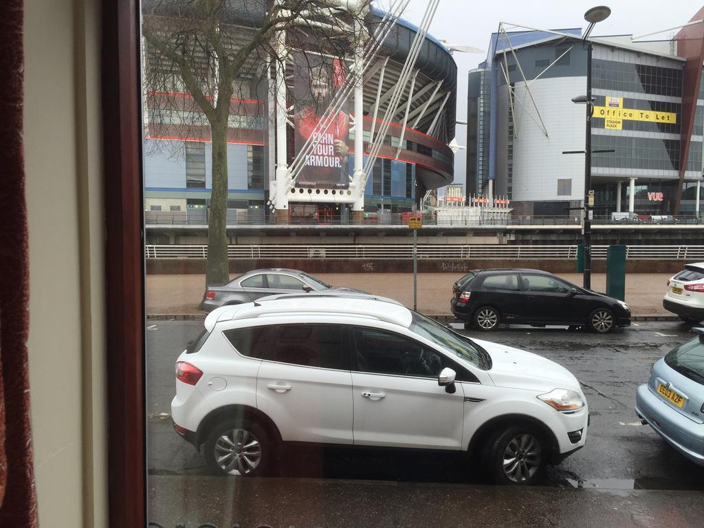 1 Fitzhamon Embankment Apartments Opposite Principality Stadium - Long Stay Offer Cardiff Ruang foto