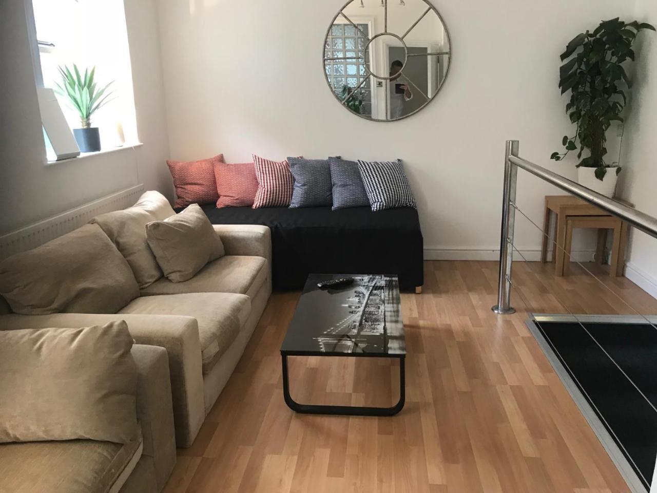 1 Fitzhamon Embankment Apartments Opposite Principality Stadium - Long Stay Offer Cardiff Bagian luar foto